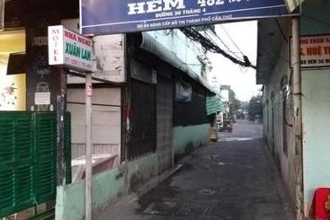 تختخواب و صبحانه Nhà Nghỉ Xuân Lan Cần Thơ