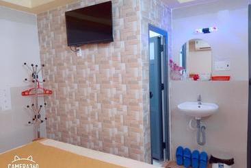 تختخواب و صبحانه Nhà Nghỉ Xuân Lan Cần Thơ