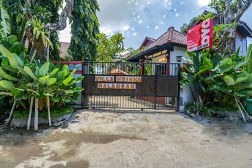 هتل Reddoorz At Villa Krisna Balangan Beach