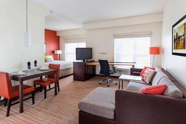 Residence Inn By Marriott Bloomington By Mall Of America