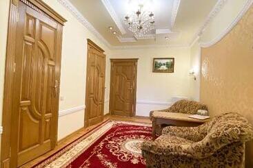 فندق петрос Family