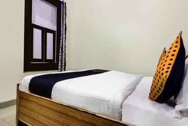 هتل Spot On 65115 Sagar Villa