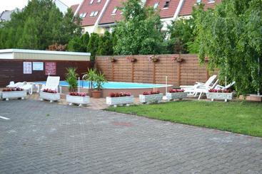 تختخواب و صبحانه Guest House Silatti   Apartments