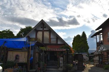 پانسیون Guesthouse Arugamama