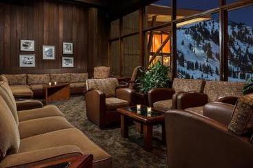 هتل Rustler Lodge