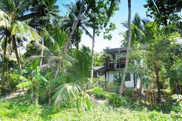 پانسیون The Mangroves Villa Ahangama