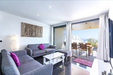 Villa Aqua