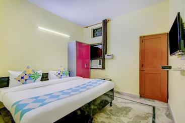 ペンション Oyo Home 69670 Elegant 1bhk Laxman Chowk