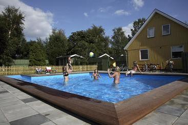 Skrea Vandrarhem  Hostel