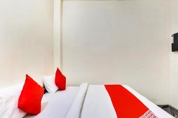 هتل Oyo 69507 Royal King Inn