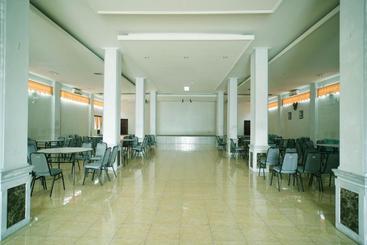 هتل Oyo 2904  Yayang Syariah