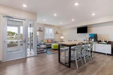 فندق Woodspring Suites Tamarac