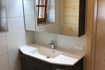 تختخواب و صبحانه Gästezimmer Steiner