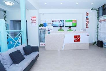 هتل Shell Chengde Longhua County Xingzhou Road