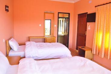 هتل Valley View Inn