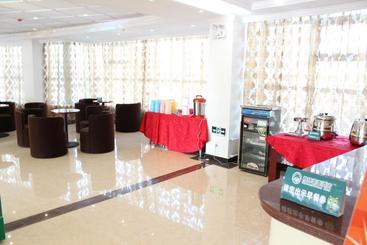 هتل Vxwuxi Binhu District Wanda Tourist City