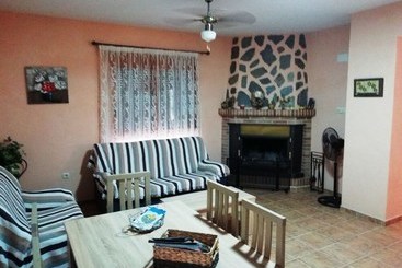 Casa Rural Puente Del Segura E