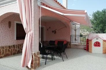 Casa Rural Puente Del Segura E