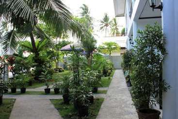 호텔 Camiguin Chumz Travelodge