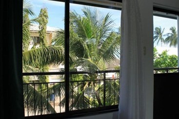 호텔 Camiguin Chumz Travelodge