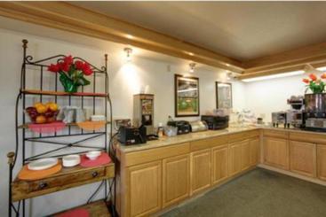 مُتل Americas Best Value Inn Oklahoma City South