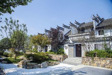 ریاض Xinhualian Lv Xin Gu