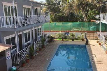 هتل Royal Tulip Goa Beach Cottages