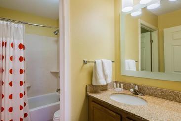 هتل Pine Bush Suites Albany University