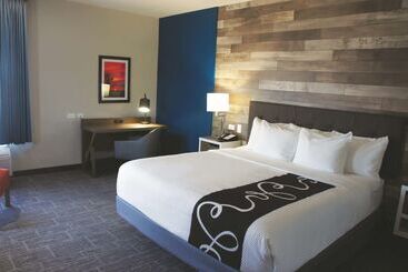 فندق على الطريق La Quinta By Wyndham Pittsburg