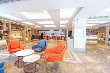 Kyriad Marvelous Hotel Shenzhen Linheng Plaza Liuyue Subway Station