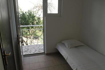 پانسیون Apartments Popović