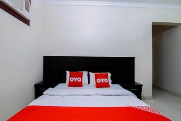 هتل Arsh Furnished Apartment By Oyo Rooms