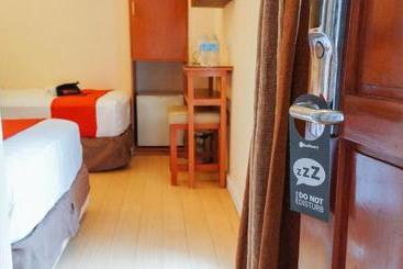 هتل Reddoorz @ Climaco Street Cebu