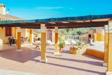 آپارتمانهای توریستها Pineda   Modern, Well Equipped Villa With Private Pool In Costa Blanca