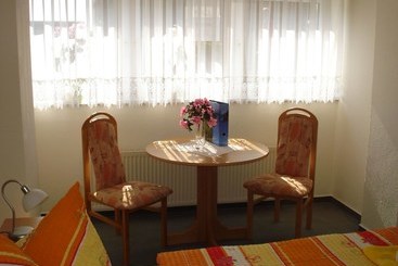 Sunny Apartment In Kühlungsborn Near Seabeach