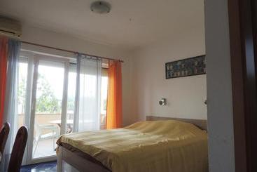 Apartments Mijic