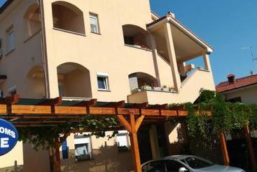 Apartments Mijic