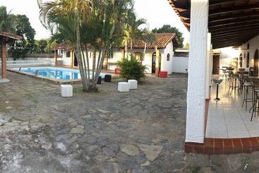 تختخواب و صبحانه Bethesda Hostel Corumbá