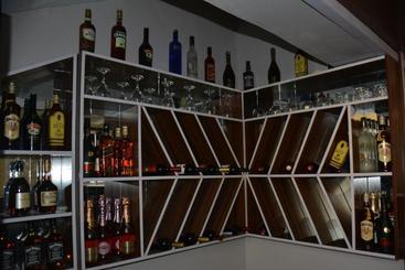 هتل Manuex Place