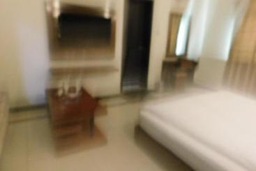 هتل The Grand  Multan