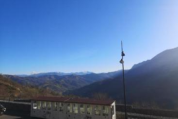هتل Mirador Del Angliru