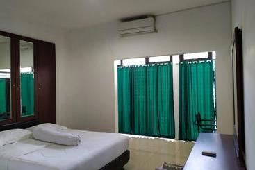 هتل Graha Ht Sumantri Mitra Reddoorz