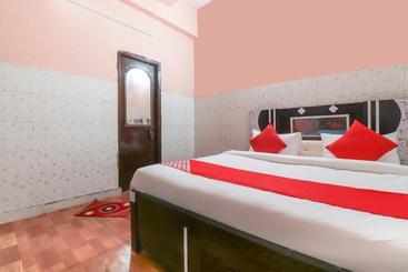 هتل Oyo 68779  Gl Marriage Complex