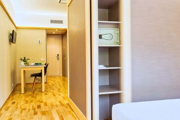 Aparthotel Bonanova Suite