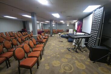 Atrium Hotel And Suites Dfw Airport