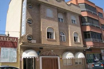 هتل Miraflores