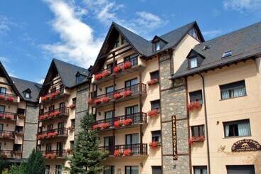 Aparthotel El Refugio De Aran Vielha Apart