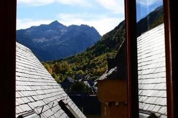 Apartamentos Deth Camin Reiau