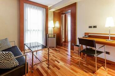 B&b Hotel Zaragoza Los Enlaces Estación