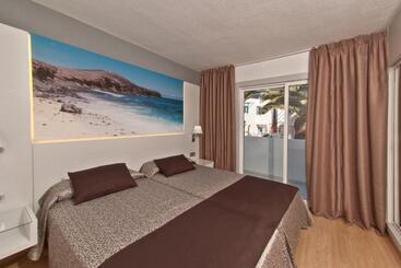 هتل آپارتمان HL Paradise Island